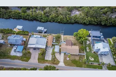 3225 W Shell Point Road, Ruskin, FL 33570 - Photo 9