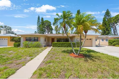 1305 Marion Drive S, Saint Petersburg, FL 33707 - Photo 1