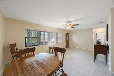 1305 Marion Drive S, Saint Petersburg, FL 33707 - Photo 7