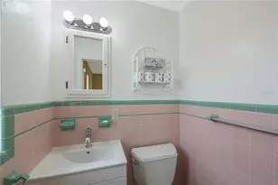 1305 Marion Dr S, Saint Petersburg, FL 33707 - Photo 21