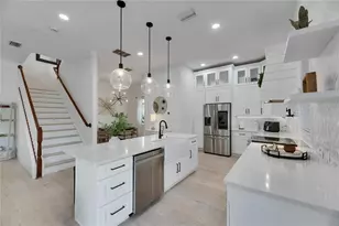 6512 Simone Shores Cir, Apollo Beach, FL 33572 - Photo 17