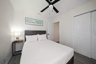 608 Bay Esplanade, Clearwater Beach, FL 33767 - Photo 19