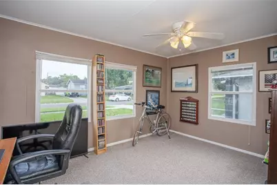 1001 57th Avenue N, Saint Petersburg, FL 33703 - Photo 21