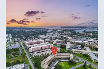 5725 80th Street N #210, Saint Petersburg, FL 33709 - Photo 1