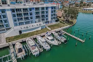 415 Island Way, Clearwater Beach, FL 33767 - Photo 59