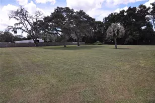 38819 Otis Allen Rd, Zephyrhills, FL 33540 - Photo 51