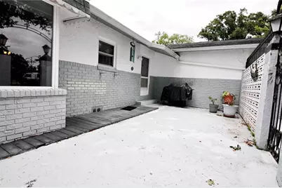 38819 Otis Allen Road, Zephyrhills, FL 33540 - Photo 9