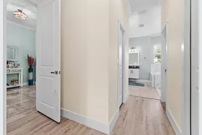 716 Laurel Avenue, Venice, FL 34285 - Photo 31