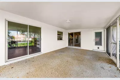 2053 Iowa Avenue NE, Saint Petersburg, FL 33703 - Photo 39