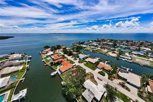 2053 Iowa Ave NE, Saint Petersburg, FL 33703 - Photo 3