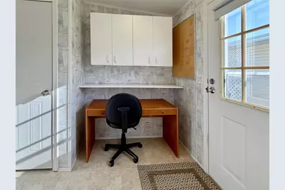 250 S Port Royal Lane, Apollo Beach, FL 33572 - Photo 7