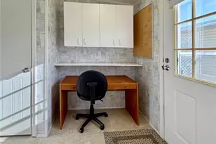 250 S Port Royal Ln, Apollo Beach, FL 33572 - Photo 7