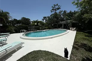 5084 Barrington Cir, Sarasota, FL 34234 - Photo 27