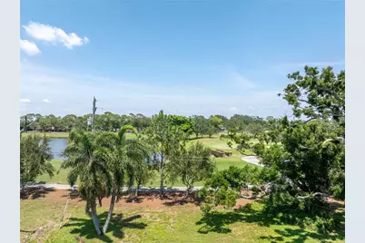 167 Almedo Way NE, Saint Petersburg, FL 33704 - Photo 5