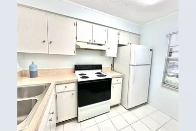 13926 Mission Oaks Boulevard, Seminole, FL 33776 - Photo 3