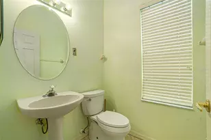 17910 Timber View St, Tampa, FL 33647 - Photo 9