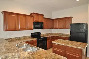 929 Krenson Woods, Lakeland, FL 33813 - Photo 3