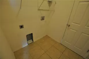 934 Krenson Woods Rd, Lakeland, FL 33813 - Photo 9