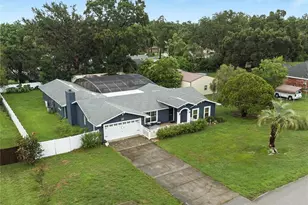 37331 Hickory Hill Ln, Dade City, FL 33525 - Photo 3