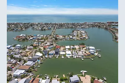 16106 5th Street E, Redington Beach, FL 33708 - Photo 9