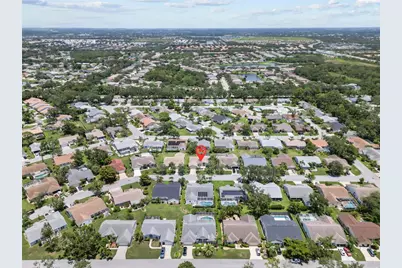 6009 Cedarwood Ln, Bradenton, FL 34203 - Photo 5