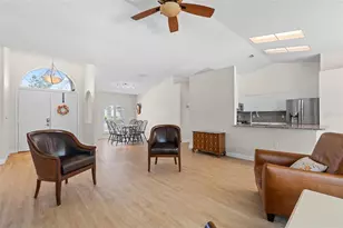 6009 Cedarwood Ln, Bradenton, FL 34203 - Photo 9