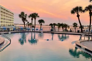 100 Bluff View Dr, Belleair Bluffs, FL 33770 - Photo 1