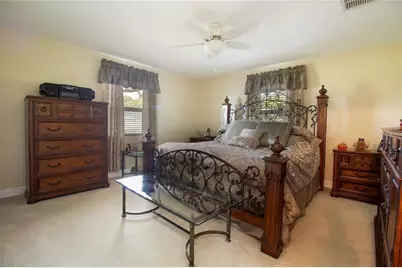 2010 6th Avenue SW, Largo, FL 33770 - Photo 13