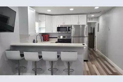 1421 E 108th Avenue #A, Tampa, FL 33612 - Photo 5