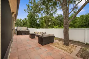 8518 Tidal Breeze Dr, Riverview, FL 33569 - Photo 23