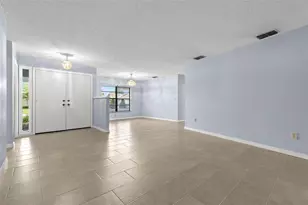 14164 Fennsbury Dr, Tampa, FL 33624 - Photo 7