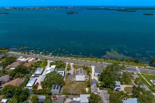 43 Edgewater Dr, Dunedin, FL 34698 - Photo 71