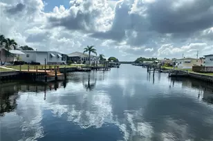 6707 Mt Pleasant Rd NE, Saint Petersburg, FL 33702 - Photo 23