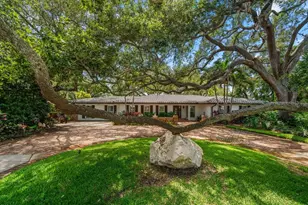 7 Rosery Ln, Belleair, FL 33756 - Photo 3