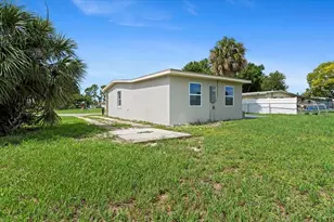 21536 Holdern Ave, Port Charlotte, FL 33952 - Photo 23