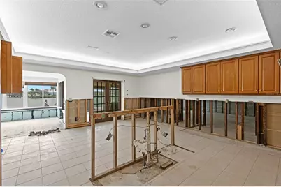 333 Midway Island, Clearwater Beach, FL 33767 - Photo 13