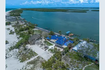 1114 Mandalay Point, Clearwater Beach, FL 33767 - Photo 27