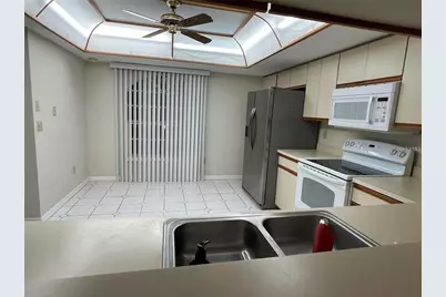 751 Pinellas Bayway S #305, Tierra Verde, FL 33715 - Photo 5