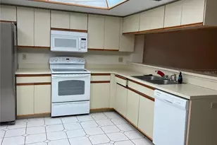 751 Pinellas Bayway S, Tierra Verde, FL 33715 - Photo 7