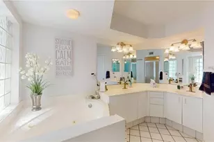 6105 Bahia Del Mar Cir, Saint Petersburg, FL 33715 - Photo 17