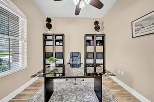 32624 Summerglade Dr, Wesley Chapel, FL 33545 - Photo 25