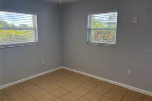 3649 60th St N, Saint Petersburg, FL 33710 - Photo 31