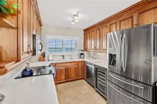 1290 Gulf Blvd, Clearwater Beach, FL 33767 - Photo 9