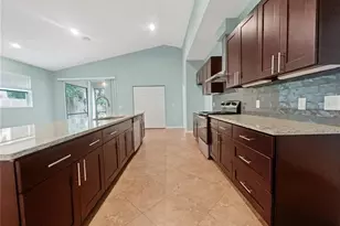 2950 N North Oriente Ave Ave N, Sarasota, FL 34235 - Photo 17