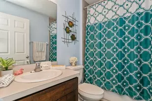 9107 Brunswick Ln, Tampa, FL 33615 - Photo 33