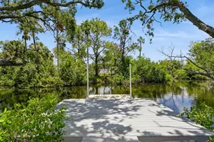 9107 Brunswick Ln, Tampa, FL 33615 - Photo 7