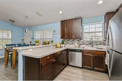 9107 Brunswick Lane, Tampa, FL 33615 - Photo 17