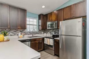 9107 Brunswick Ln, Tampa, FL 33615 - Photo 19
