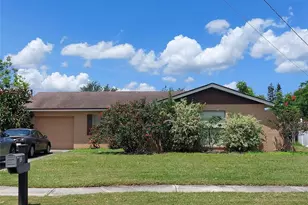 432 Flamingo Dr, Apollo Beach, FL 33572 - Photo 1