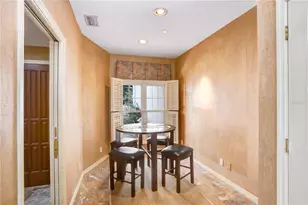 3145 Lake Ellen Dr, Tampa, FL 33618 - Photo 31